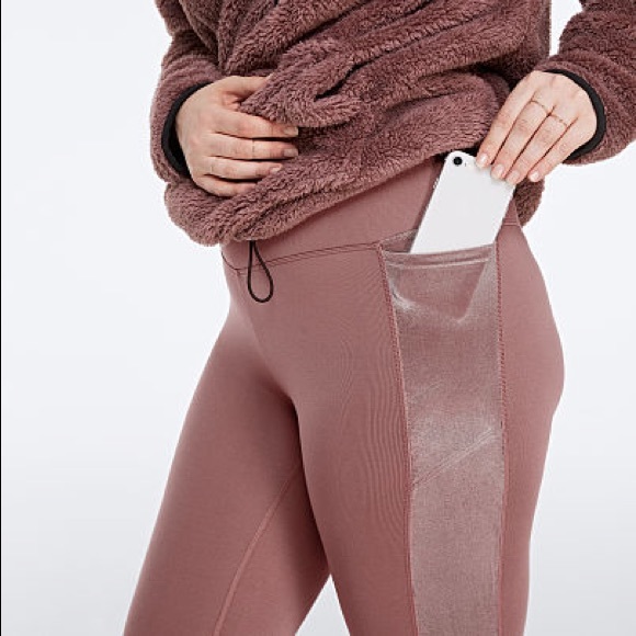 PINK Victoria's Secret Pants - PINK Victoria’s Secret mauve velvet pocket legging